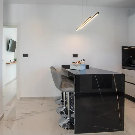 Blue Sunrise 2 Vilă *