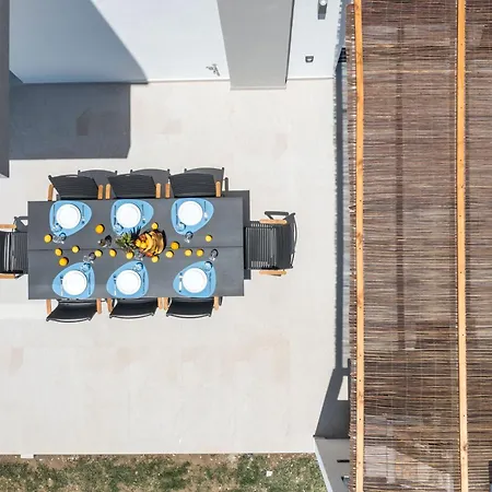 Vilă Blue Sunrise 2 *