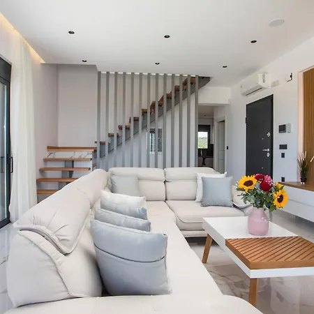 Villa Blue Sunrise 2