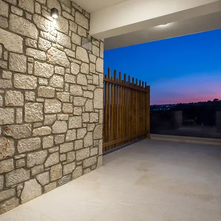 Blue Sunrise 2 Villa *