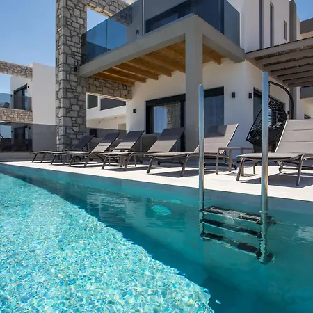 Villa Blue Sunrise 2 *