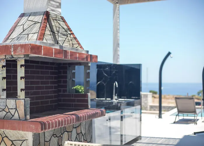 Villa Blue Sunrise 2 *