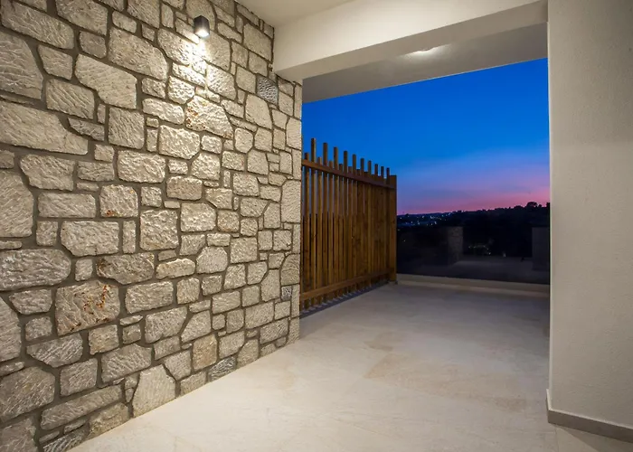 Blue Sunrise 2 Villa *